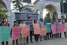 কৃষকের ন্যায্য অধিকার চায় ইবি শিক্ষার্থীরা, তৃতীয় দিনের মতো অবস্থান কর্মসূচি