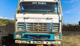 ভারতীয় ট্রাক চাপায় বাংলাদেশি যুবক নিহত