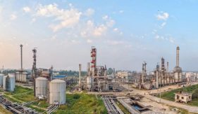 দেশের একমাত্র তেল শোধনাগার বন্ধ ঘোষণা