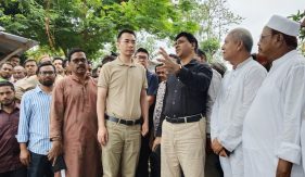 কুড়িগ্রামে ধরলা নদীতে প্রস্তাবিত বাংটুর ঘাট সেতুর সম্ভাব্যতা যাচাইয়ে চীনা প্রতিনিধি দল