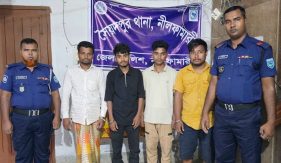 সৈয়দপুরে ৪ অনলাইন জুয়ারীকে আটক করেছে র‍্যাব