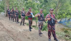 সাতক্ষীরা সীমান্তে পুশ-ইন প্রতিরোধে সীমান্তে সর্বোচ্চ সতর্কতামূলক অবস্থানে বিজিবি