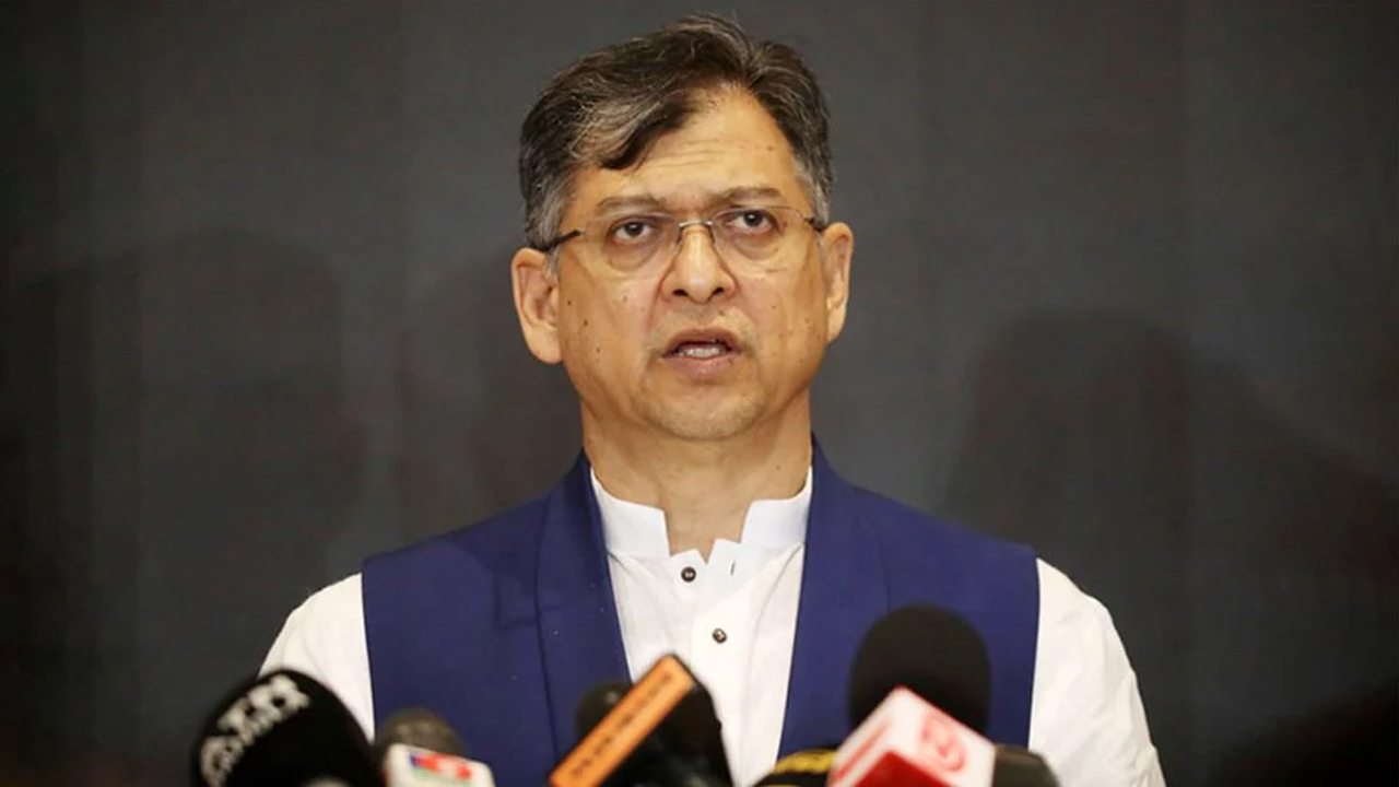 রাষ্ট্রপতি পদত্যাগ করতে চাইলে সংবিধানে সুযোগ রয়েছে: স্বরাষ্ট্রমন্ত্রী