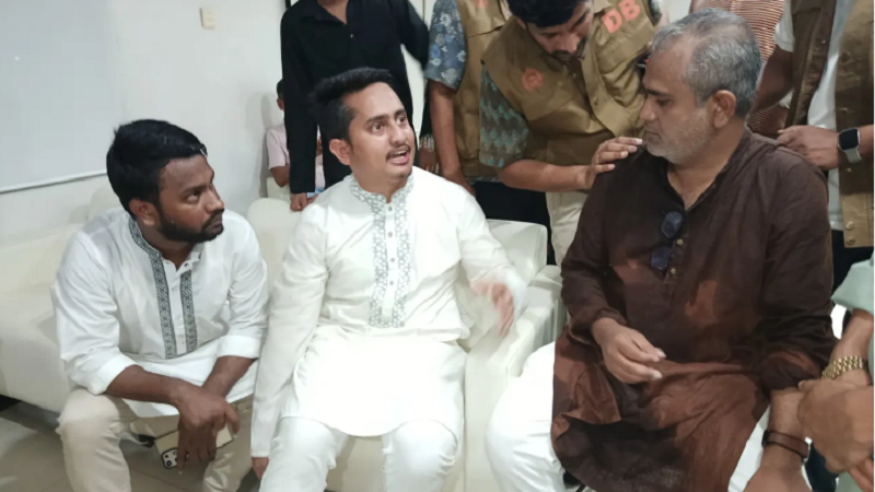 হবিগঞ্জে এনসিপির গাড়িবহরে হামলা, আহত ১০-১৫ জন