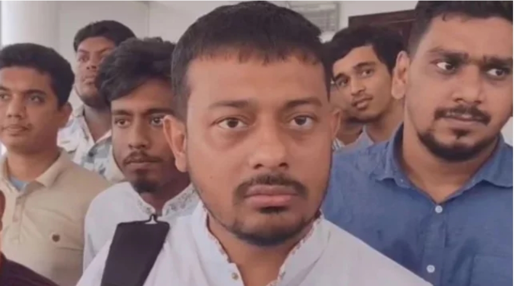 নাসীরুদ্দীন পাটওয়ারীকে নারায়ণগঞ্জে অবাঞ্ছিত ঘোষণা