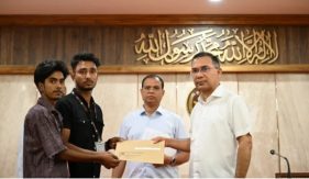জুলাই অভ্যুত্থানে শহীদ পরিবারের ৭৪ জনকে চাকরির নিয়োগপত্র দিলেন প্রধানমন্ত্রী