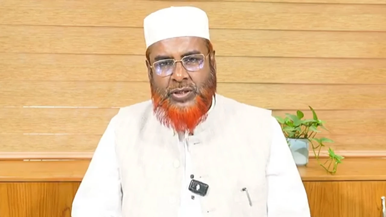 লন্ডন বা শিলংয়ে যাইনি, এই দেশেই ছিলাম: মিয়া গোলাম পরওয়ার