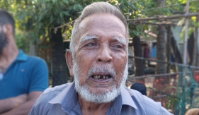 সীতাকুণ্ডে শিপইয়ার্ডে গ্যাস লিকেজ: দুই ছেলেকে হারিয়ে শোকে পাগলপ্রায় বাবা