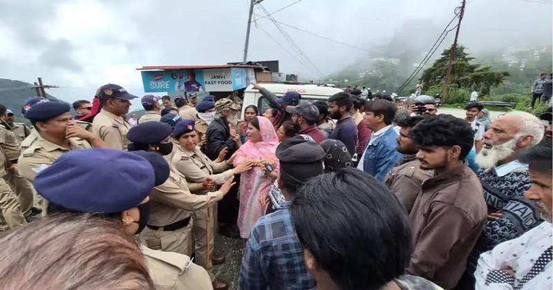 ভারতে ২০০ বছরের পুরোনো জানাজার স্থান উচ্ছেদ, উত্তেজনার সৃষ্টি