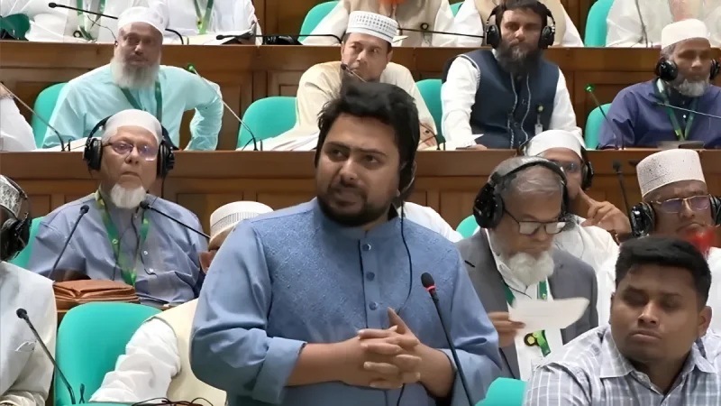 এই সংসদের মূল্য দুই আনাও নেই, ৫ বছর টিকবে কি না সন্দেহ: নাহিদ ইসলাম