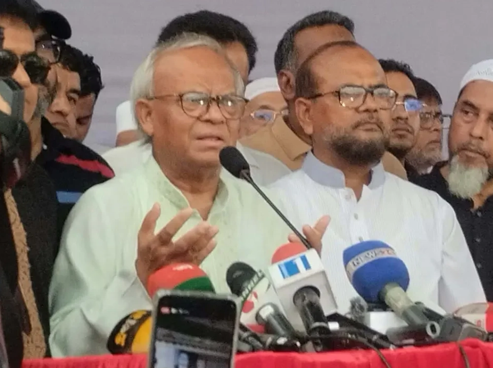 গায়ের জোরে জুলাই সনদ বাস্তবায়ন করতে চায় বিরোধীদল: রিজভী
