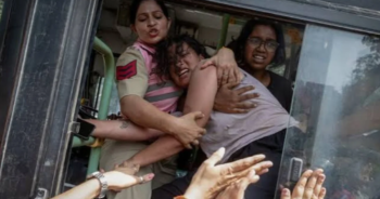 ‘যৌনাঙ্গে বুট দিয়ে মেরেছে’- দিল্লিতে আটক বিক্ষোভকারীদের অভিযোগ
