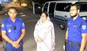 সীমান্ত দিয়ে ভারতে যাওয়ার সময় যুবলীগ নেত্রী আটক