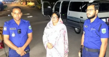সীমান্ত দিয়ে ভারতে যাওয়ার সময় যুবলীগ নেত্রী আটক