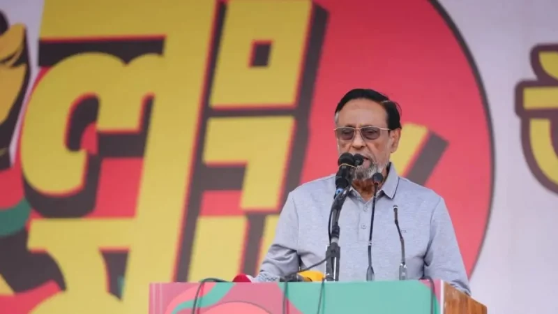 সময় থাকতে সতর্ক হোন, না হলে বিপদে পড়বেন : অলি আহমেদ