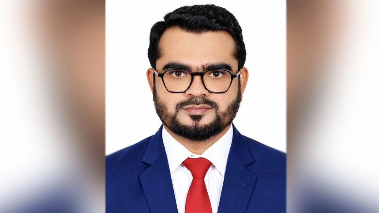 মন্ত্রীকে না জানিয়ে খাদ্যগুদাম পরিদর্শন, এবার চাকরি হারালেন পিও